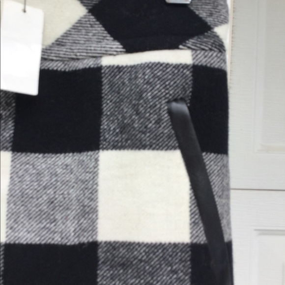 NWT Talbots Cream & Black Buffalo Plaid Wool Blend - Picture 4 of 7